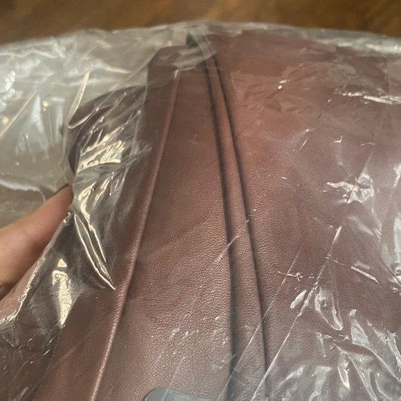 Prettylittlething chocolate faux leather split hem legging US6 - Picture 3 of 3